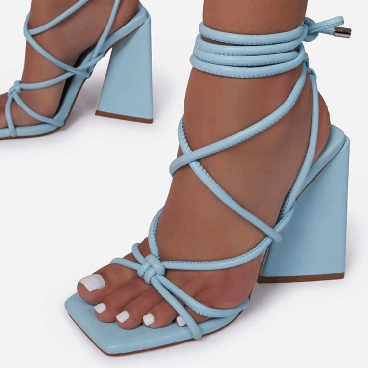 Lace-Up Chunky Heel Square Toe Cross Strap Damesandaler