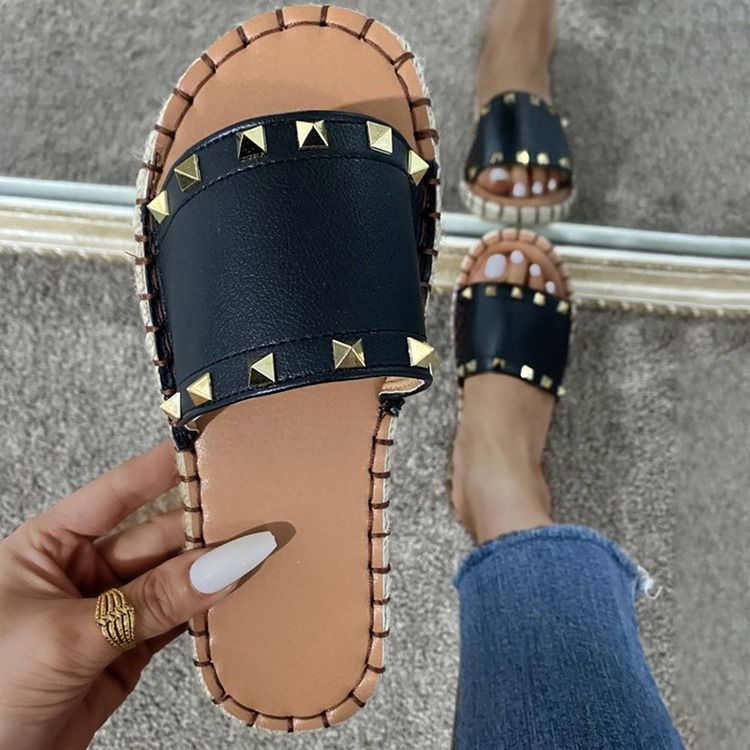 Rivet Flip Flop Flat Med Vanlige Tøfler