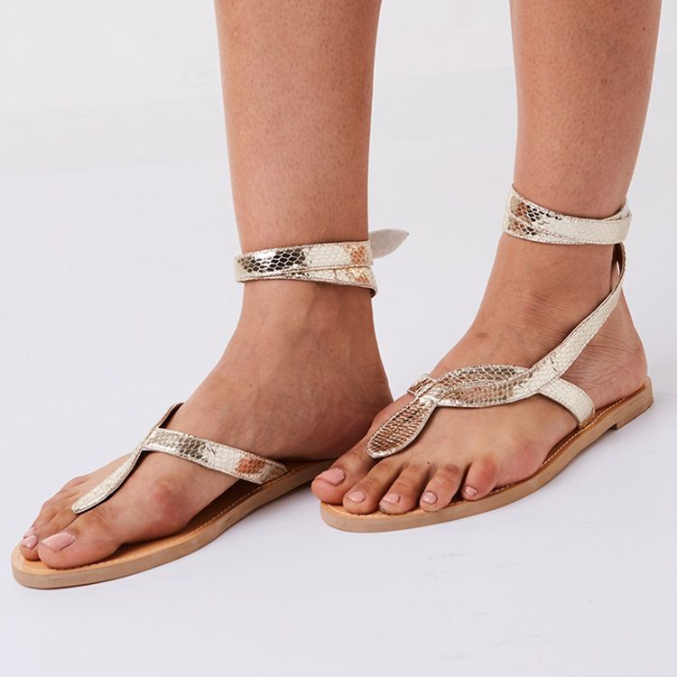 Snake Shape Cross Strap Thong Flat Sandaler