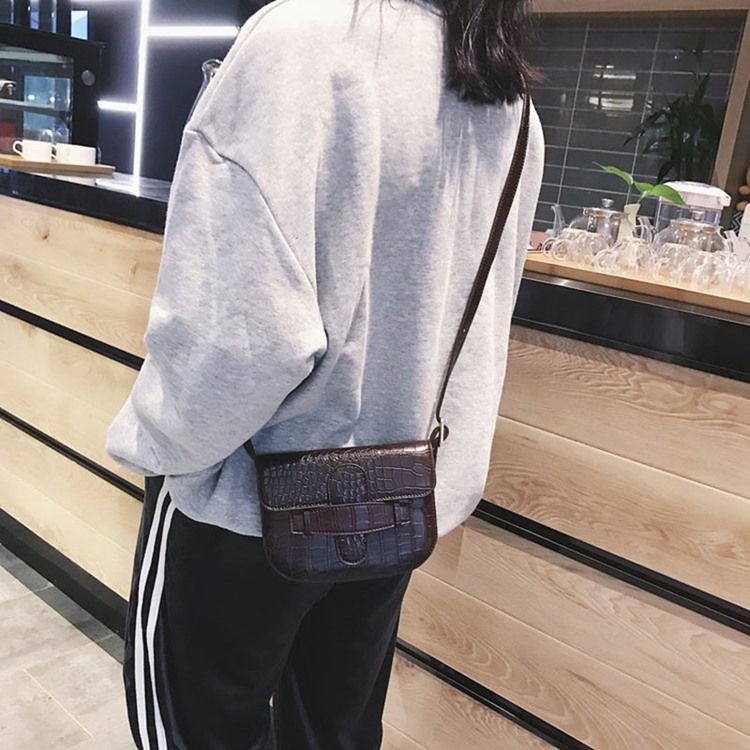 Alligator Thread Pu Sadel Crossbody Bag