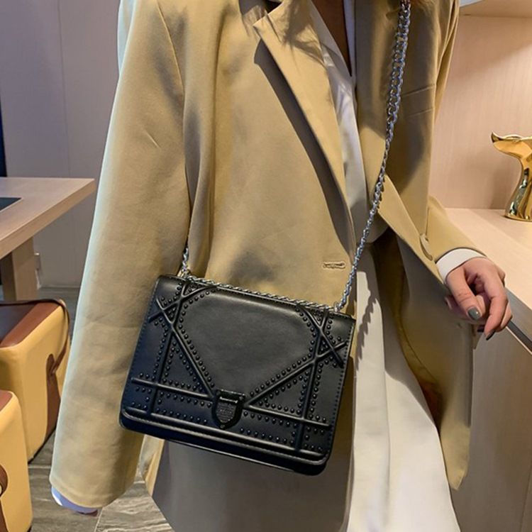 Tråd Pu Geometric Flap Crossbody-Vesker