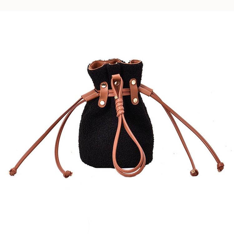 Vanlige Tønneformede Crossbody-Vesker