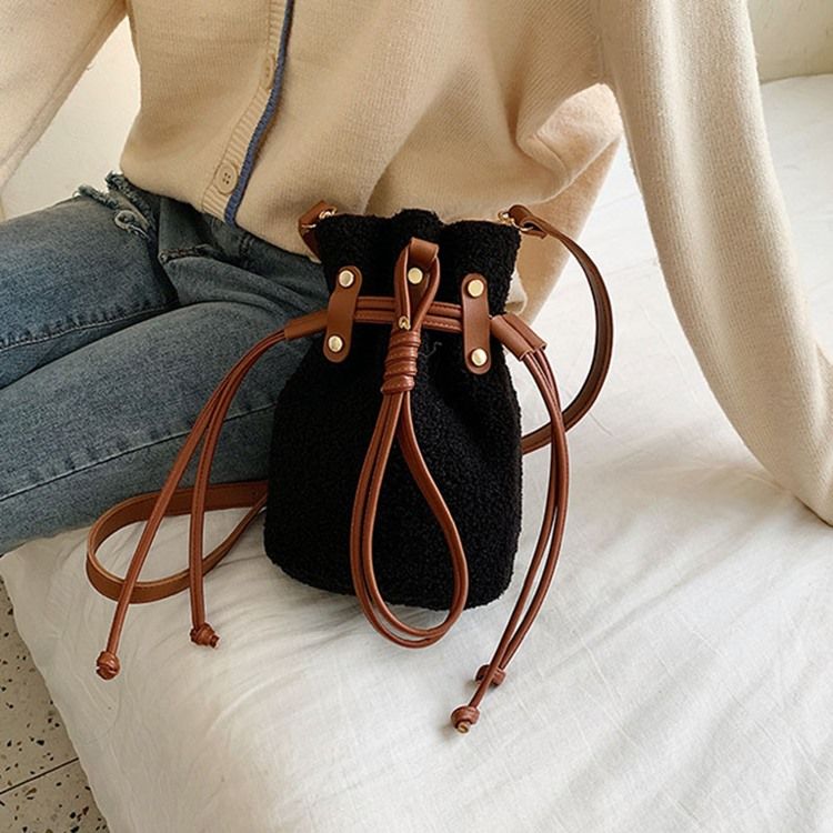 Vanlige Tønneformede Crossbody-Vesker