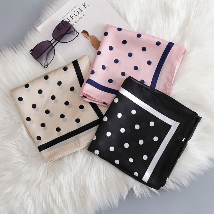 Polka Dots Skjerf Med Ladylike Print