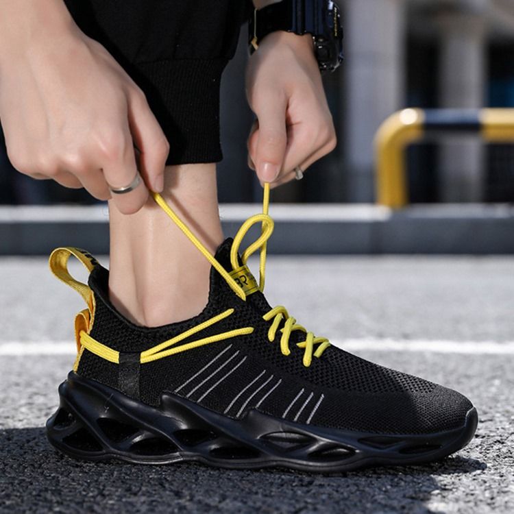 Lace-Up Low-Cut Øvre Sports Mesh Joggesko