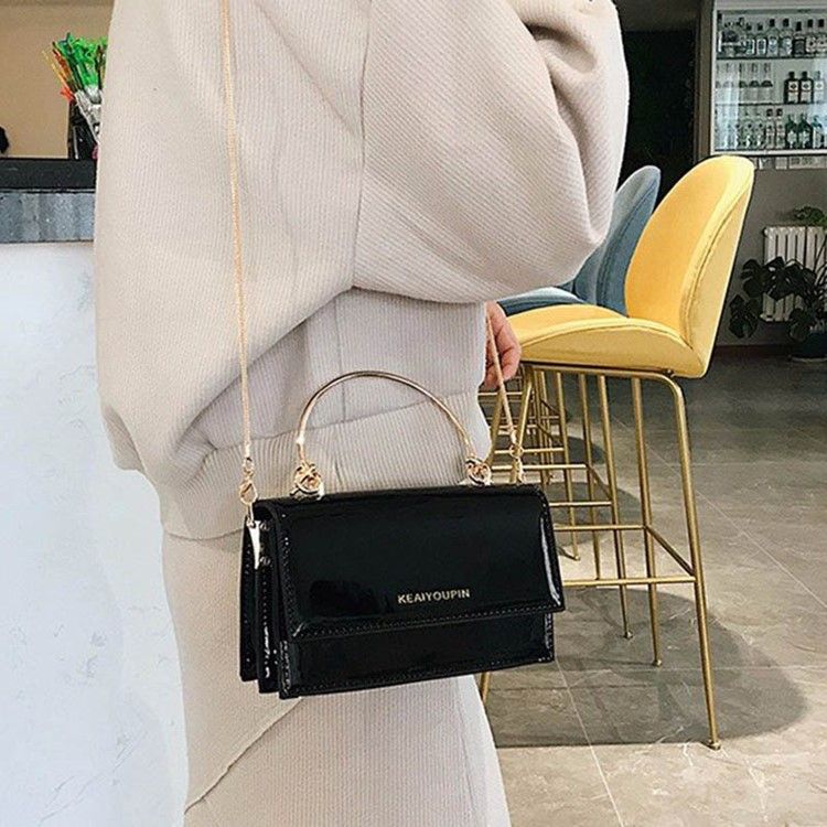 Pu Brevkjede Patent Leather Bag